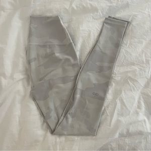 camo alo yoga legging